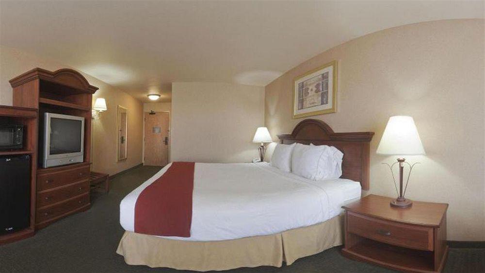 Holiday Inn Express Hotel & Suites Gillette By Ihg Экстерьер фото