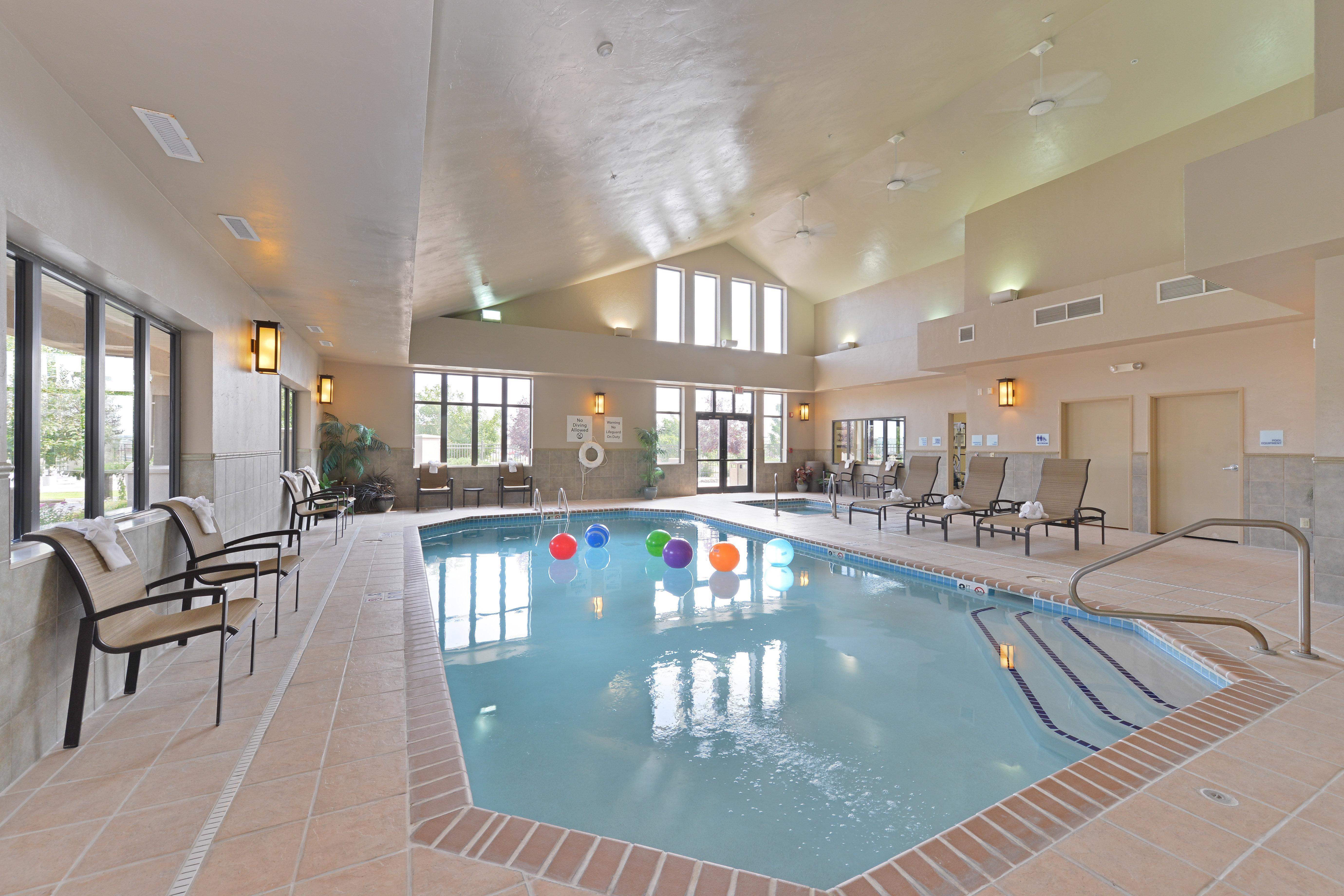 Holiday Inn Express Hotel & Suites Gillette By Ihg Экстерьер фото